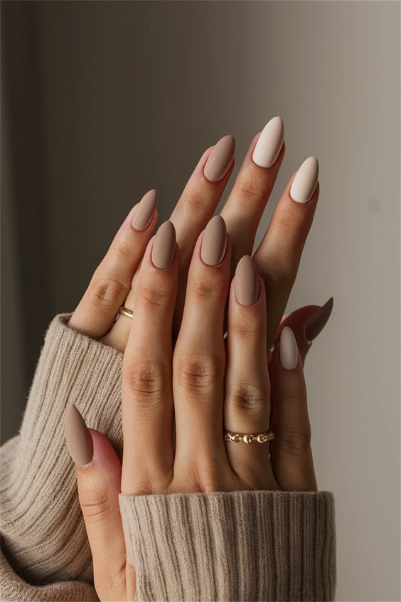 minimalist fall nail art